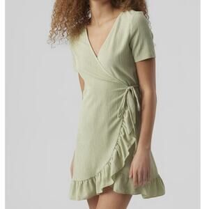 Vero Moda Sage Green Vmhaya Ruffel Hem Short Sleeve Wrap Dress New Womens Small
